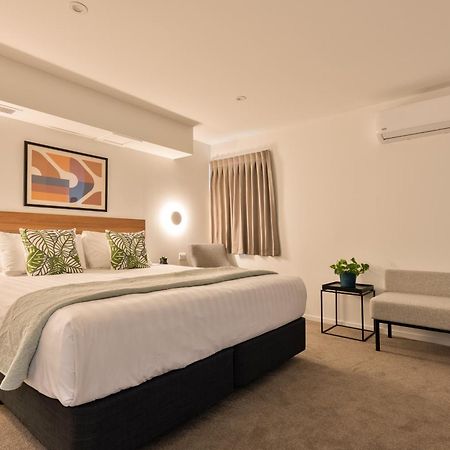 Best Western Newmarket Inn & Suites Окленд Экстерьер фото