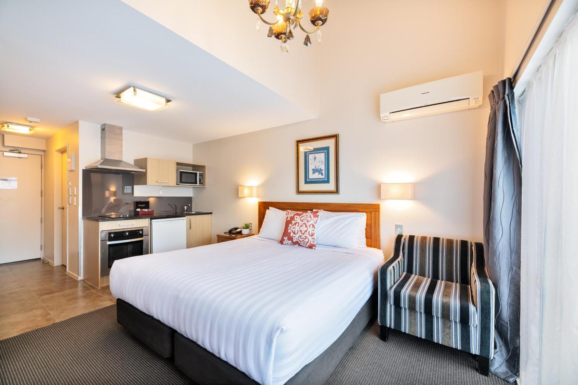 Best Western Newmarket Inn & Suites Окленд Экстерьер фото
